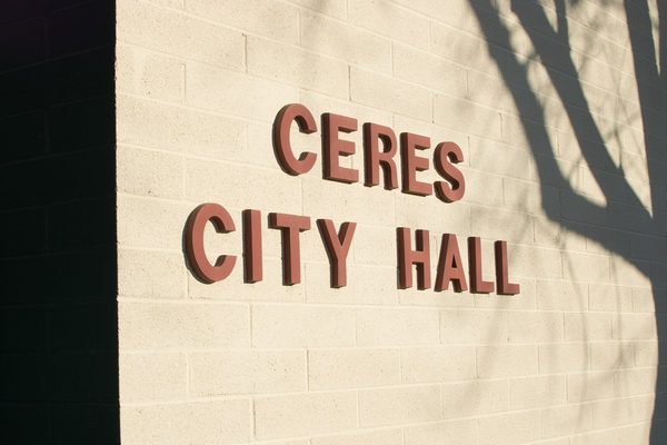 Singles in Ceres: view of the city