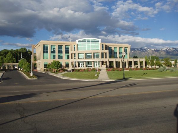 Singles in Clearfield: view of the city
