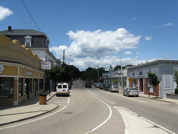 Singles in Franklin: view of the city