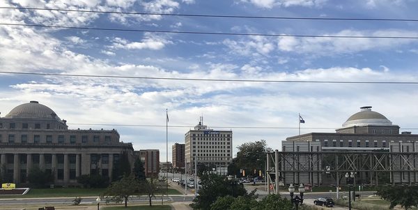 Singles in Gary: view of the city
