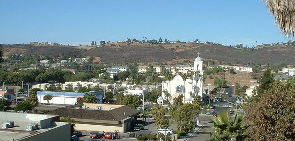 Singles in Lemon Grove: view of the city