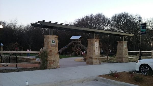 Singles in Little Elm: view of the city