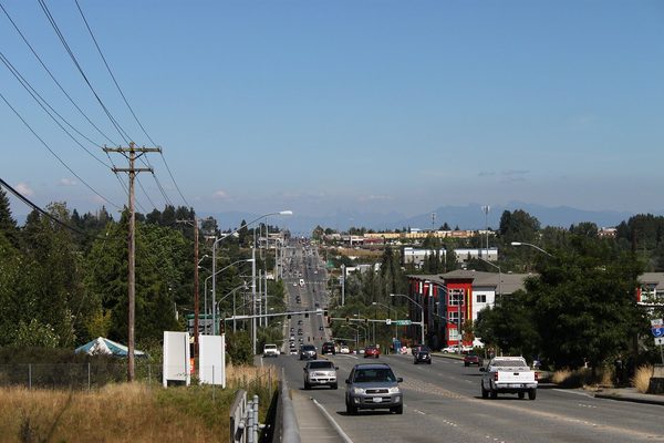 Singles in Lynnwood: view of the city