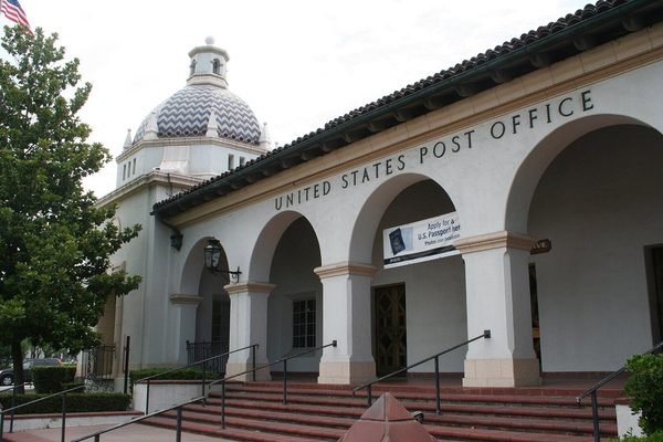 Singles in Redlands: view of the city