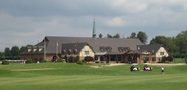 Singles in Stow: view of the city