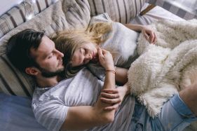 Situasionship Hug